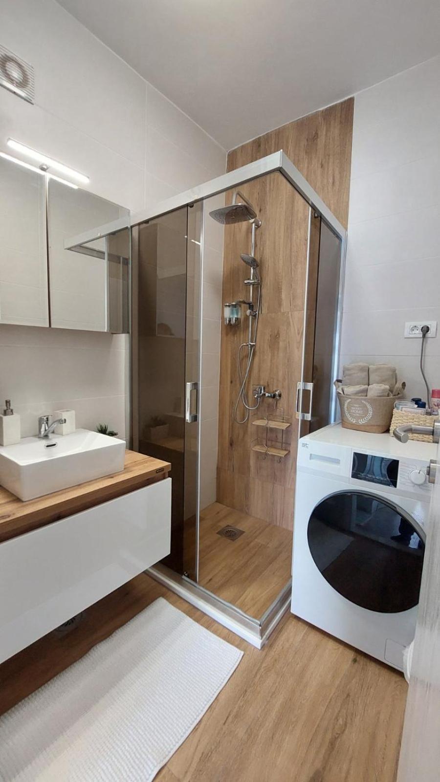 Mina Modern & Cozy Apartment Main City Square Gtc 스코페 외부 사진